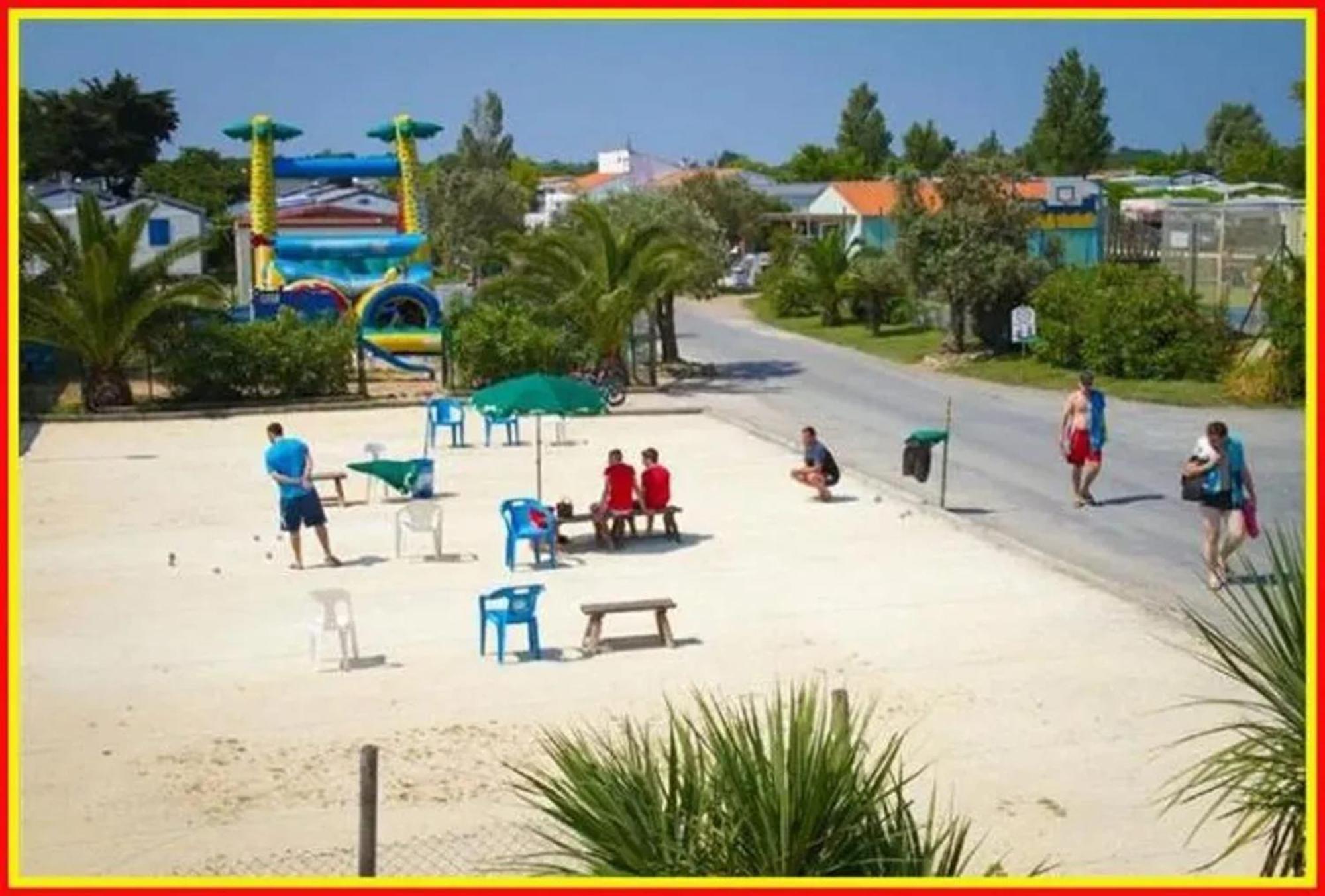 Bungalow De 2 Chambres Avec Piscine Partagee Sauna Et Terrasse A Saint Denis D'Oleron A 1 Km De La Plage 외부 사진